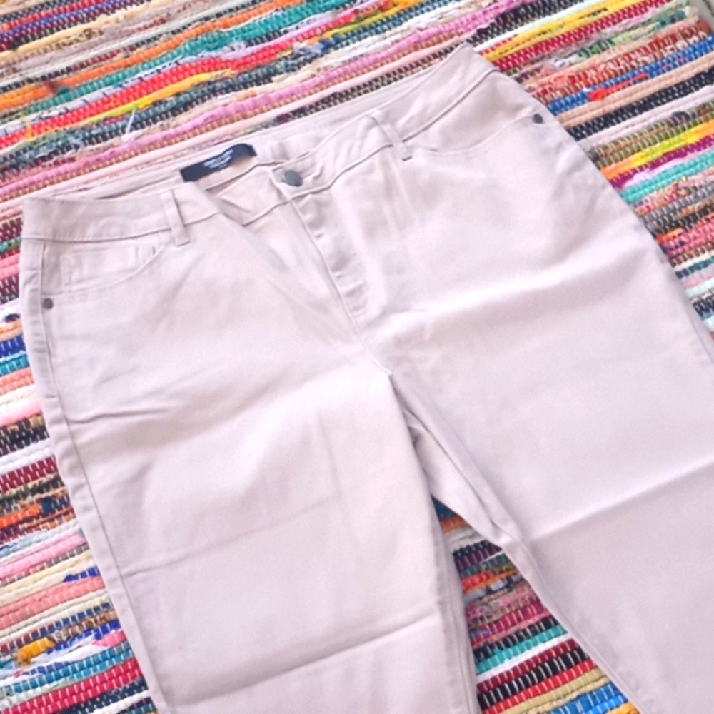 Simply Vera Vera Wang Puce Denim Capri Jeans-#518
